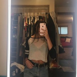 Cropped hollister baseball t !